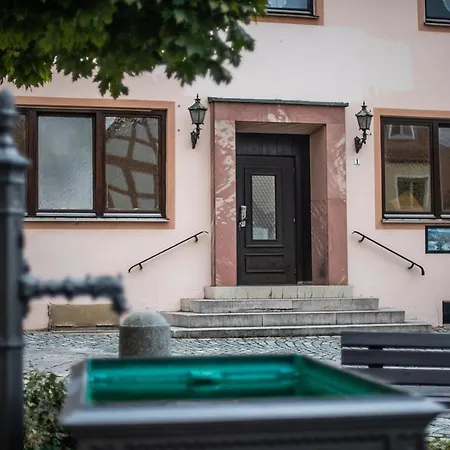Pension Fuer Langzeitmiete 2 Bis 3 Bett Zimmer Monatsmiete Ab 450 Eur Warm 91639 Wolframs - Eschenbach Vollmoebliert Gemeinschaftskueche Waschmaschiene Parkplatz Kostenlos Sehr Zentral Apartman